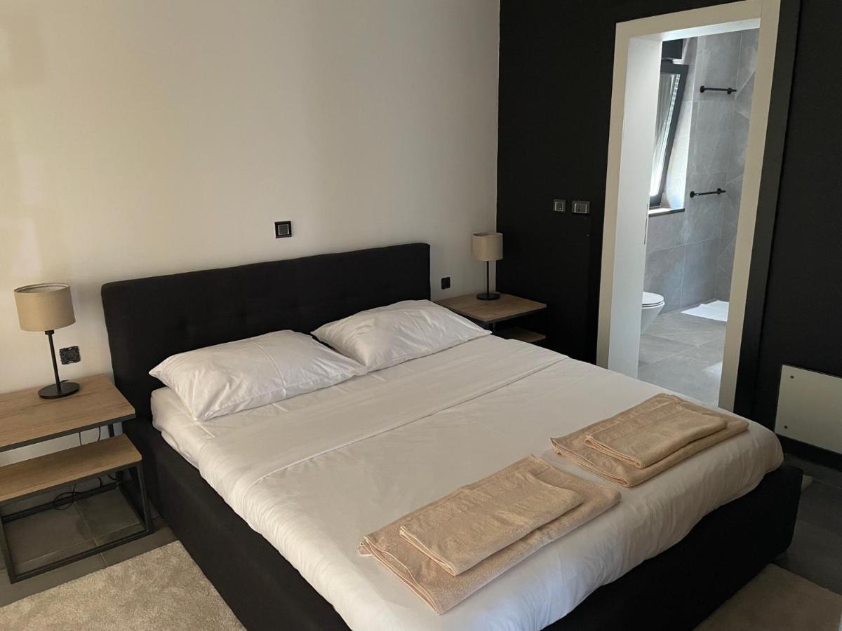 Pampas Apartments Mreznica Duga Resa Exteriör bild