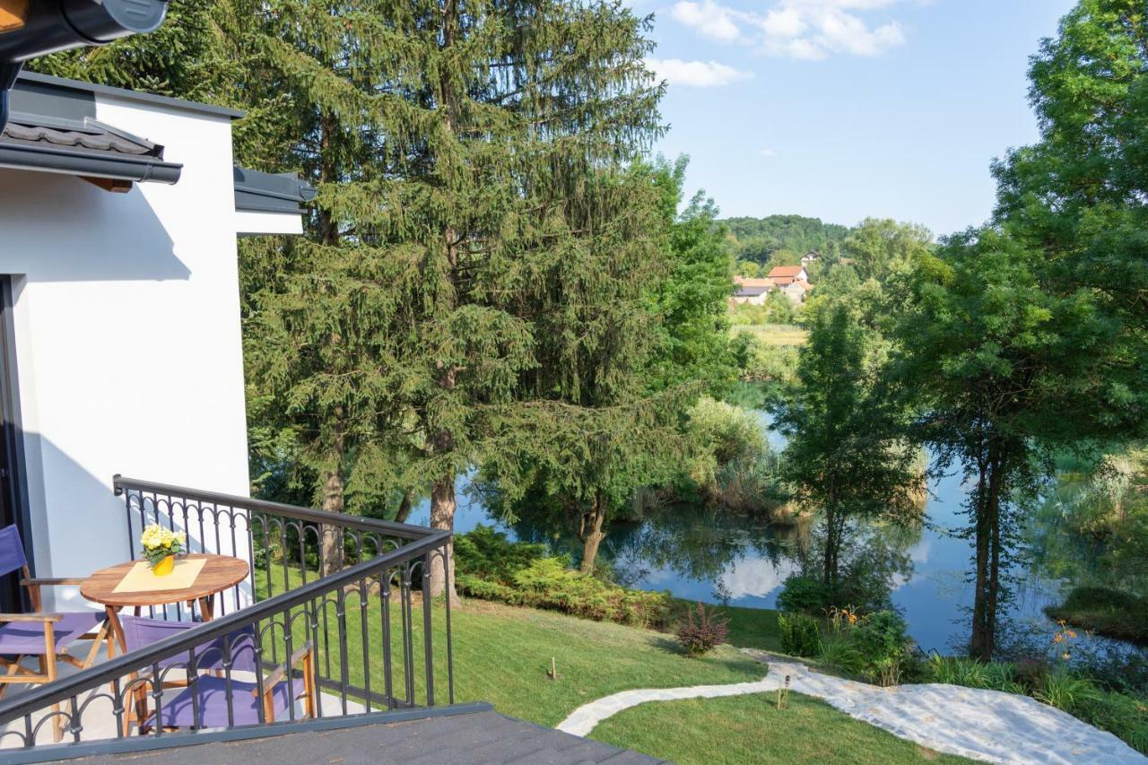 Pampas Apartments Mreznica Duga Resa Exteriör bild